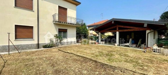 4 غرف نوم فيلا في Vergiate, Italy رقم 279151 14