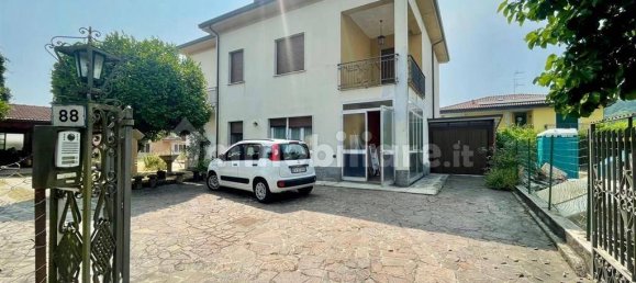 4 غرف نوم فيلا في Vergiate, Italy رقم 279151 6