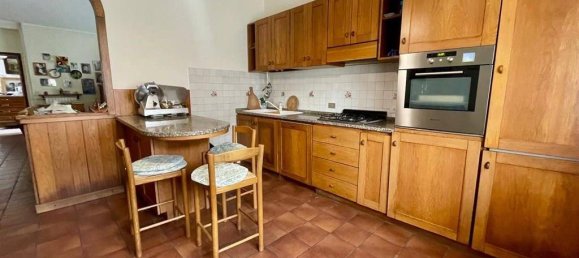 4 غرف نوم فيلا في Vergiate, Italy رقم 279151 26