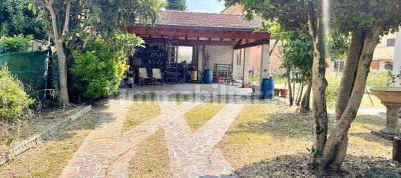 4 غرف نوم فيلا في Vergiate, Italy رقم 279151 23