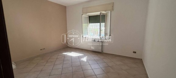 3 bedrooms Apartment in Naples, Italy No. 260064 14