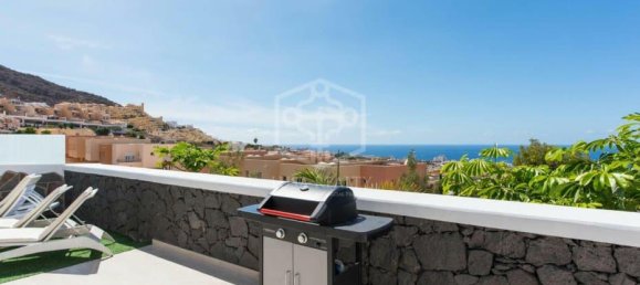 4 bedrooms Villa in Adeje, Spain No. 16401 19