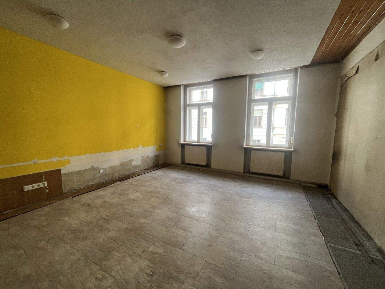 3 rooms Apartment in Jakomini, Austria No. 244404