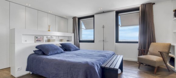 3 bedrooms Commercial property in Villeneuve-Loubet, France No. 38158 8