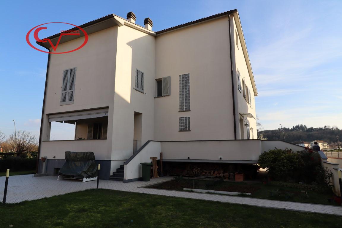 10 rooms Villa in Montevarchi, Italy No. 236484