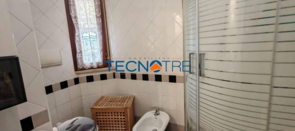 Apartamento de 4 divisões em Martinsicuro, Italy N.º 37540 31