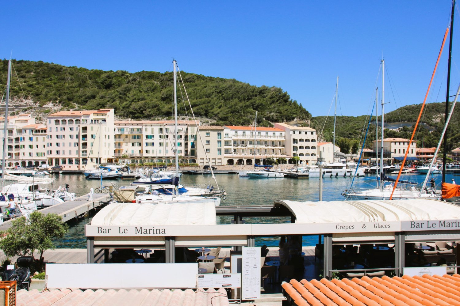 Apartamento de 1 dormitorio en Bonifacio, France No. 81680