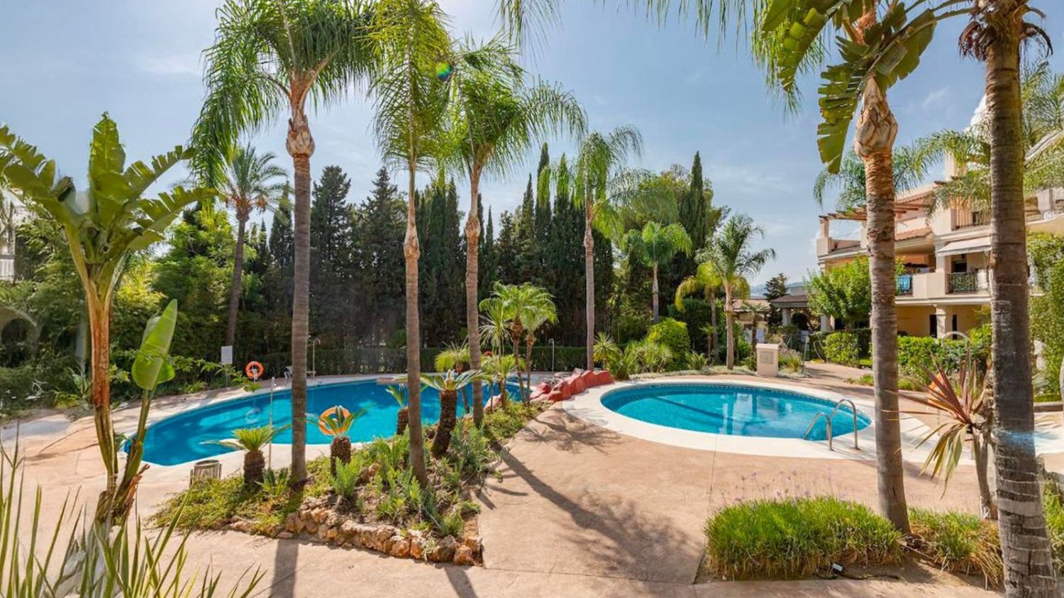 2 bedrooms Apartment in Marbella, Spain No. 135656