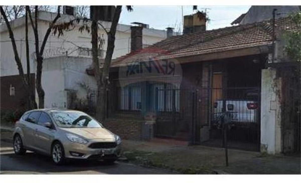 3 bedrooms House in Vicente Lopez, Argentina No. 2837