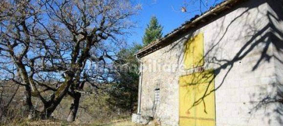 Дом с 15 спальнями в Кастель ди Казио, Италия № 120973 27