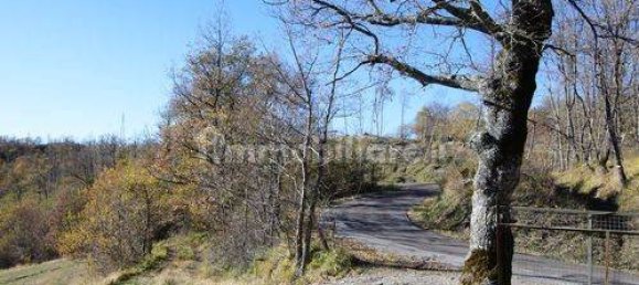 Дом с 15 спальнями в Кастель ди Казио, Италия № 120973 32