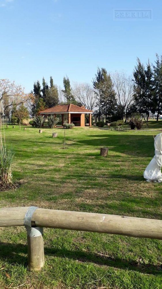  Land in Escobar, Argentina No. 46086