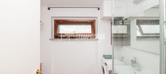 Apartamento de 2 habitaciónes en San Donato Milanese, Italy No. 136488 9