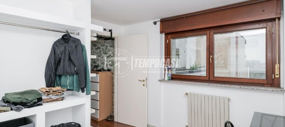 Apartamento de 2 habitaciónes en San Donato Milanese, Italy No. 136488 16