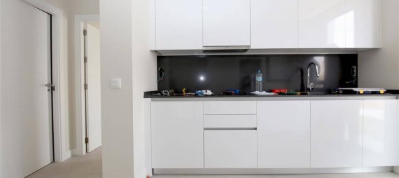 1 bedroom Penthouse in Estepona, Spain No. 178346 12