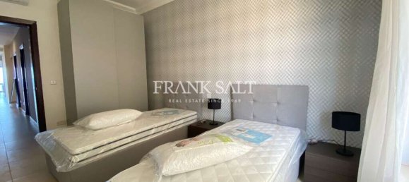 3 bedrooms Apartment in Sliema, Malta No. 10234 12