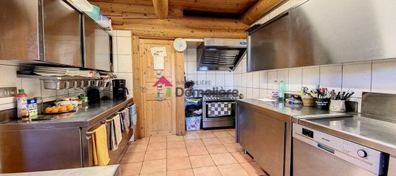 8 bedrooms House in Vosges, France No. 89333 3