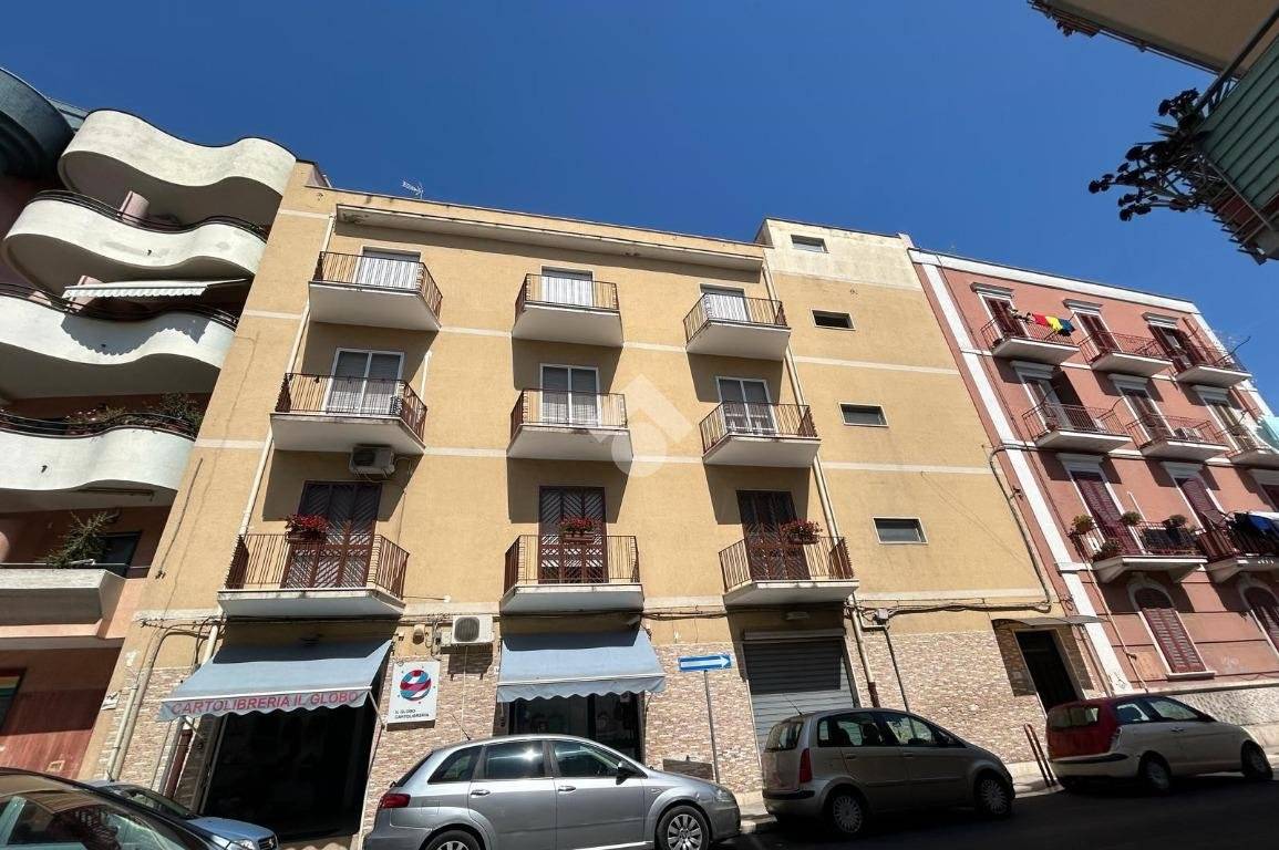 5 rooms Apartment in Barletta, Italy No. 151402