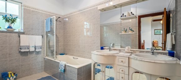 3 bedrooms Villa in Funchal, Portugal No. 136992 19