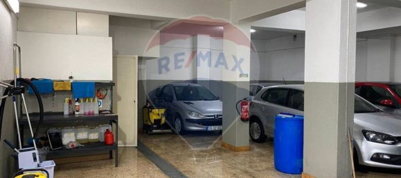مرآب في Almada, Portugal 230متر مربع رقم 59519 3