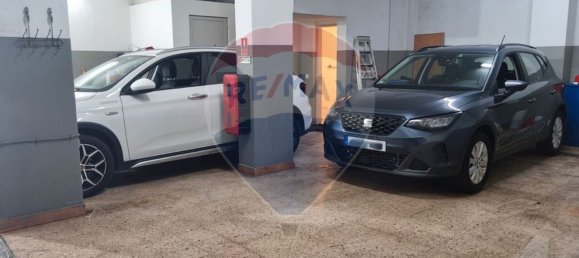 مرآب في Almada, Portugal 230متر مربع رقم 59519 12