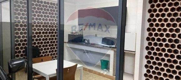 مرآب في Almada, Portugal 230متر مربع رقم 59519 2