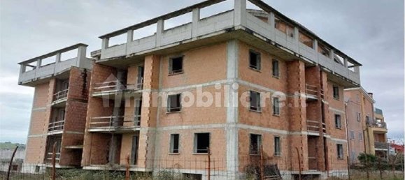 Edificio de 32 dormitorios en Corropoli, Italy No. 259297 5