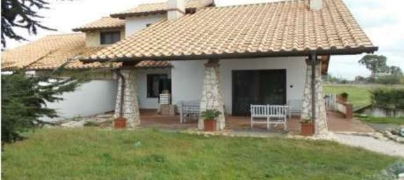 Вилла с 6 комнатами в Помеция, Италия № 300087 3