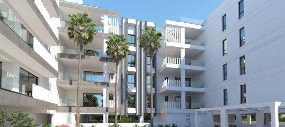 2 bedrooms Apartment in Larnaca, Cyprus No. 30494 2