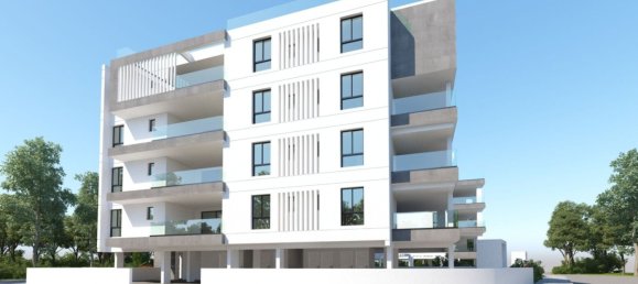 2 bedrooms Apartment in Larnaca, Cyprus No. 30494 8