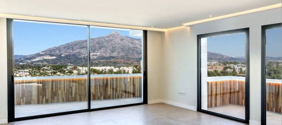 2 bedrooms Penthouse in Marbella, Spain No. 125279 22