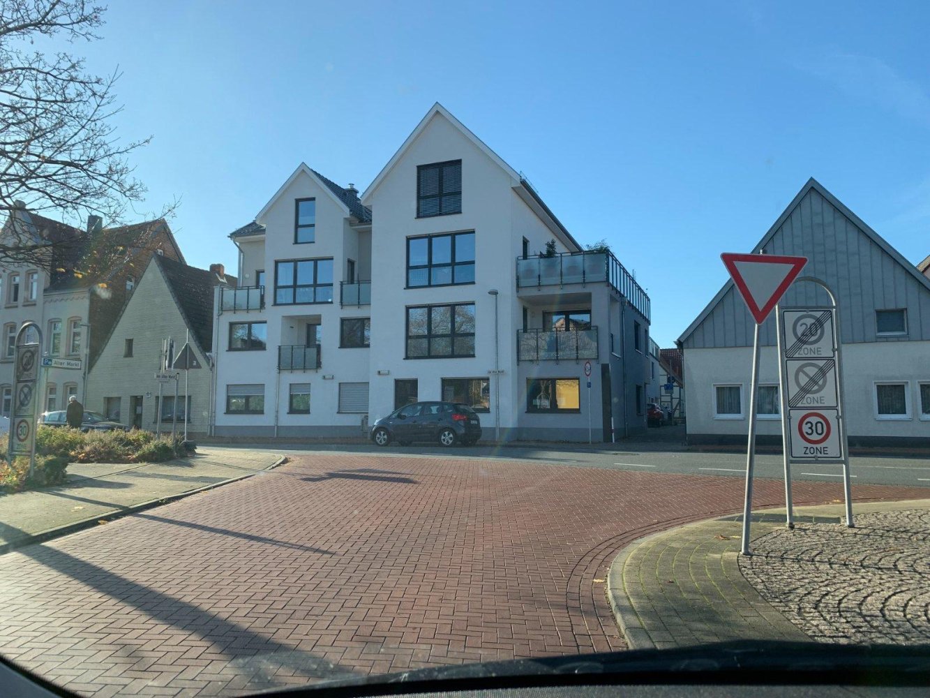 Apartamento de 1 dormitorio en Nienburg, Germany No. 267047