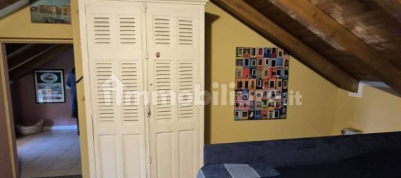 4 bedrooms House in Angera, Italy No. 251974 17