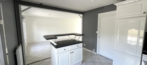 4 bedrooms Apartment in Nord, France No. 317204 8