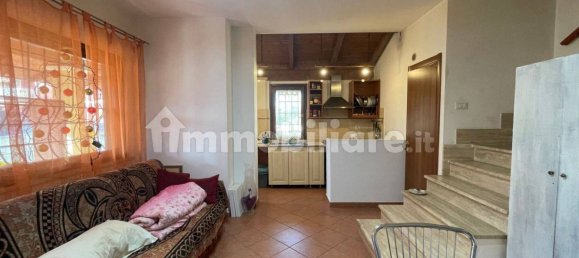4 bedrooms Villa in Rome, Italy No. 44743 8
