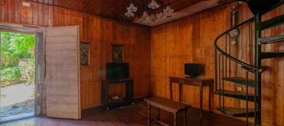 4 bedrooms House in Castel d'Aiano, Italy No. 273318 5