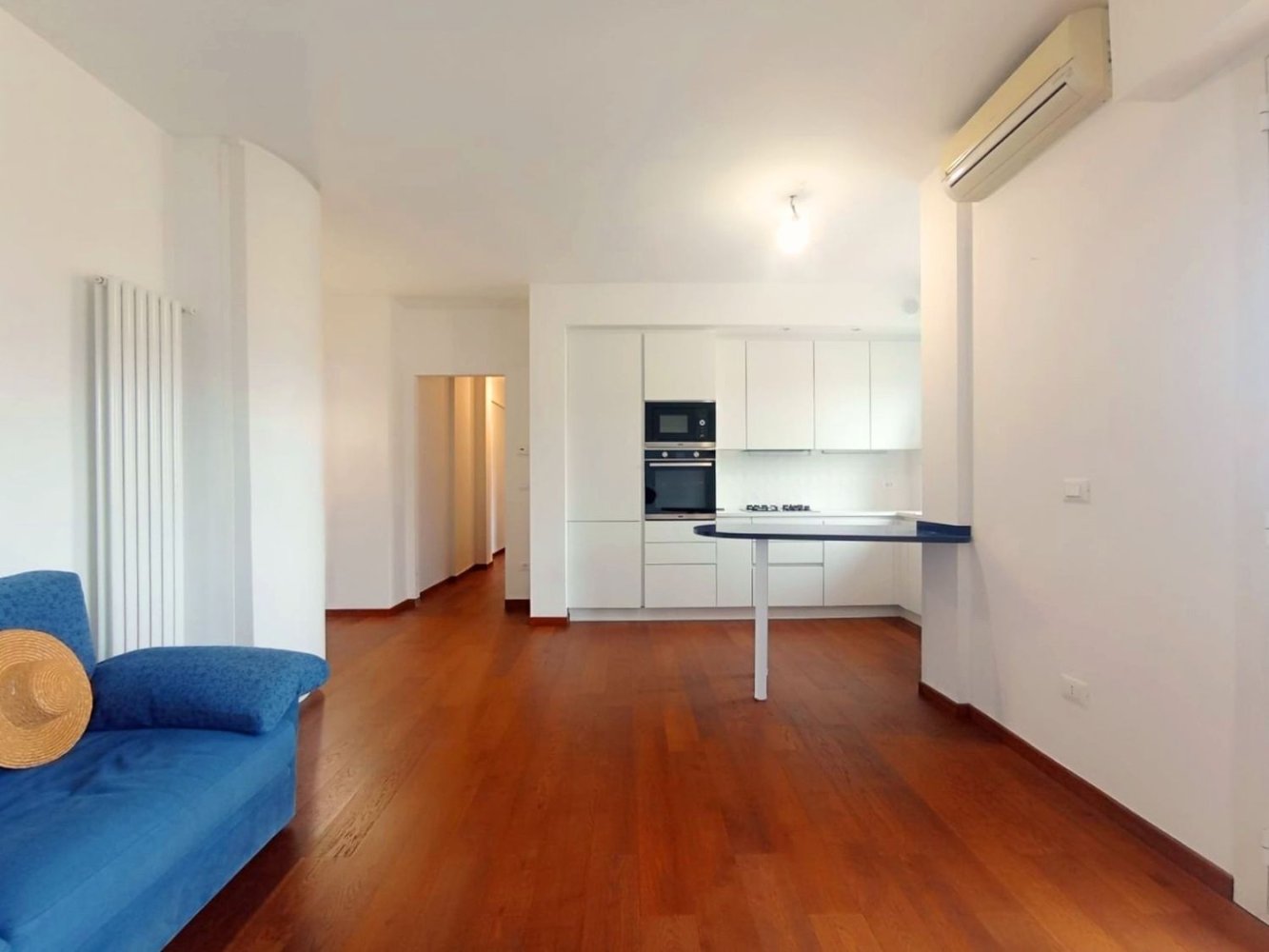 3 bedrooms Apartment in Vallecrosia, Italy No. 348281