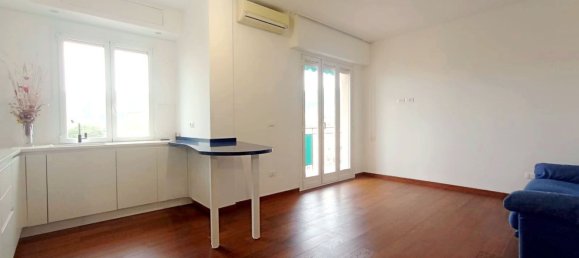 3 bedrooms Apartment in Vallecrosia, Italy No. 348281 2