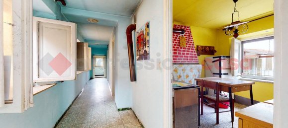 4غرفة منزل في Careggine, Italy رقم 233100 3