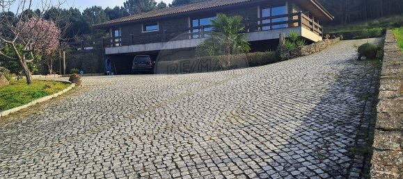 3 bedrooms House in Vila Real, Portugal No. 18417 2