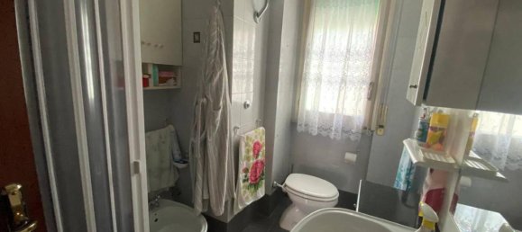 Квартира с 3 комнатами в Беневенто, Италия № 37067 8