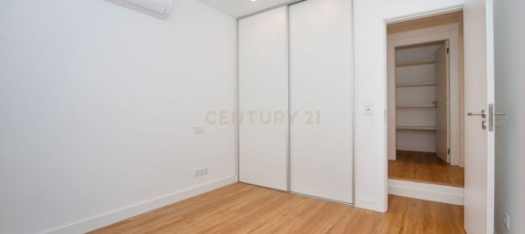 4 bedrooms House in Cascais, Portugal No. 98130 17