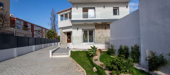 4 bedrooms House in Cascais, Portugal No. 98130 4