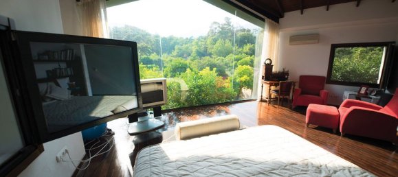 Villa 5+5 in Goeynuk, Turkey No. 13758 15