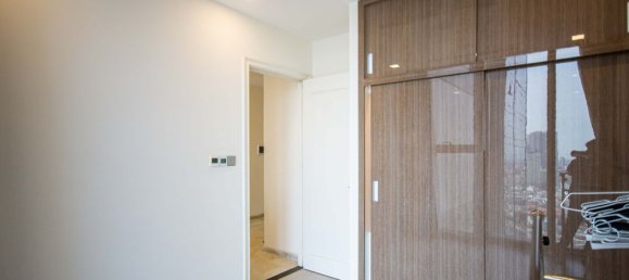 1 room Office in District 1, Vietnam No. 17007 12