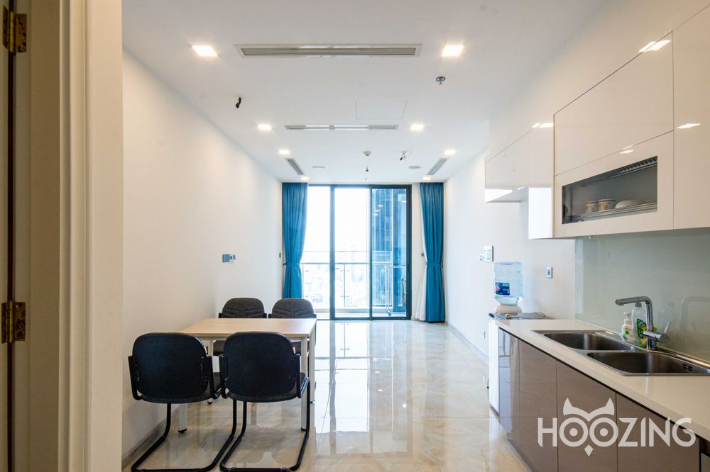 1 room Office in District 1, Vietnam No. 17007