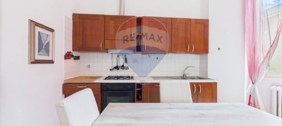 3 rooms Apartment in Rome, Italy No. 284401 9