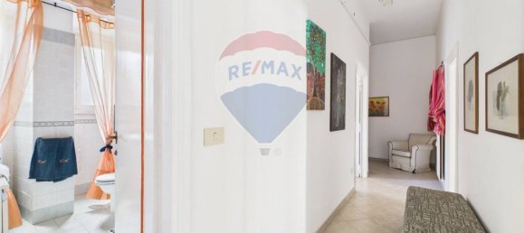 3 rooms Apartment in Rome, Italy No. 284401 18