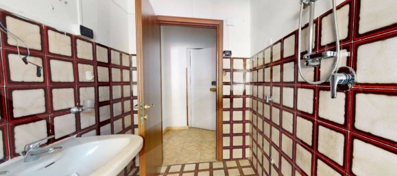 2-Zimmer Wohnung in Pomigliano d'Arco, Italy, Nr. 22528 12