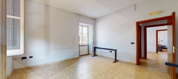 2-Zimmer Wohnung in Pomigliano d'Arco, Italy, Nr. 22528 6
